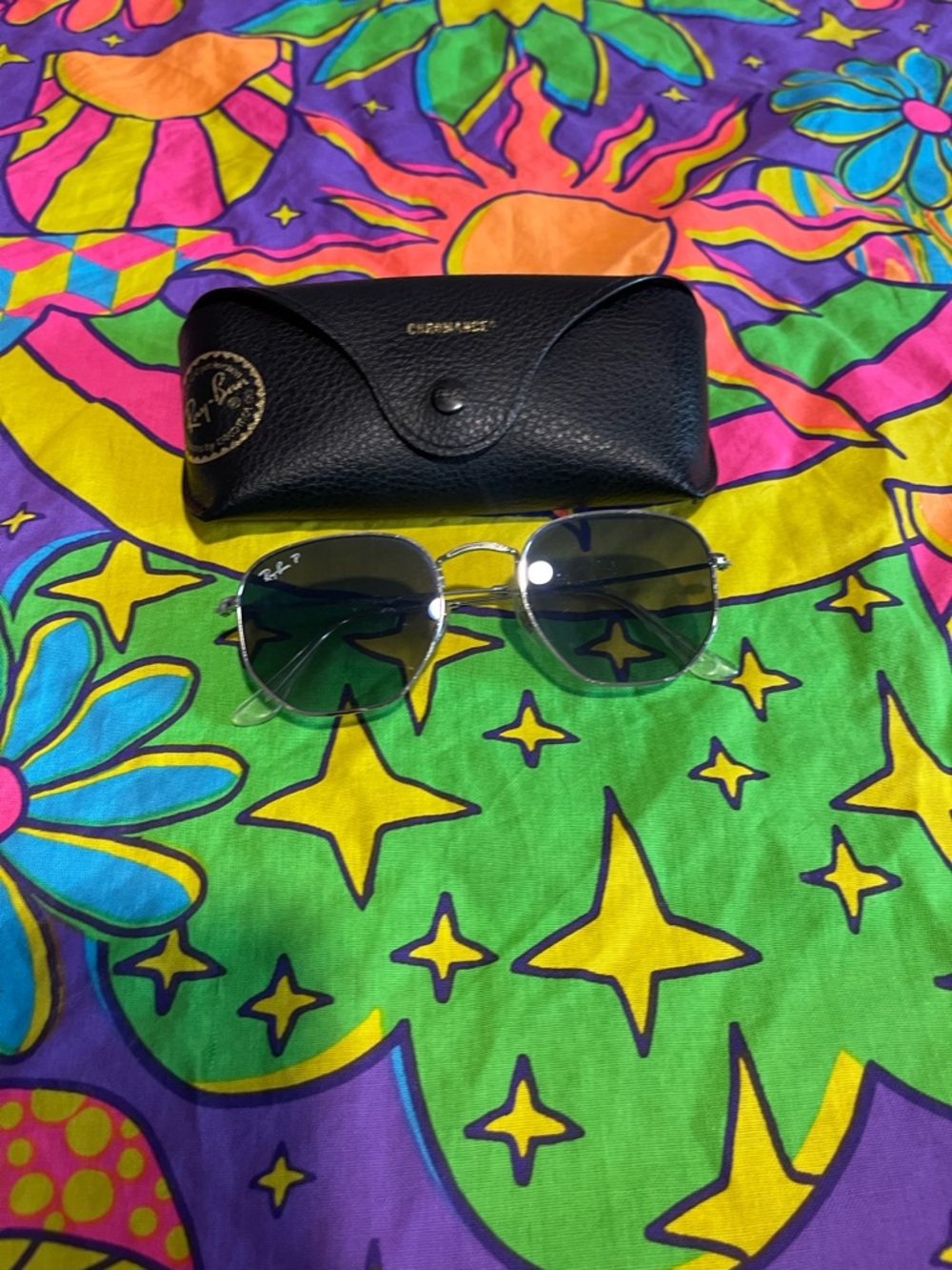 Ray-Ban Women's Silver Frame Sunglasses with Green Lenses